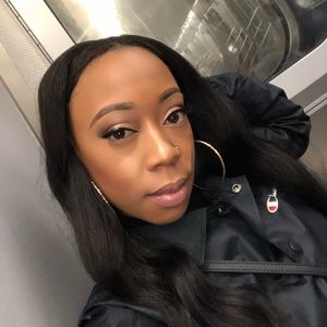 Meet your Posher, Nyshanda